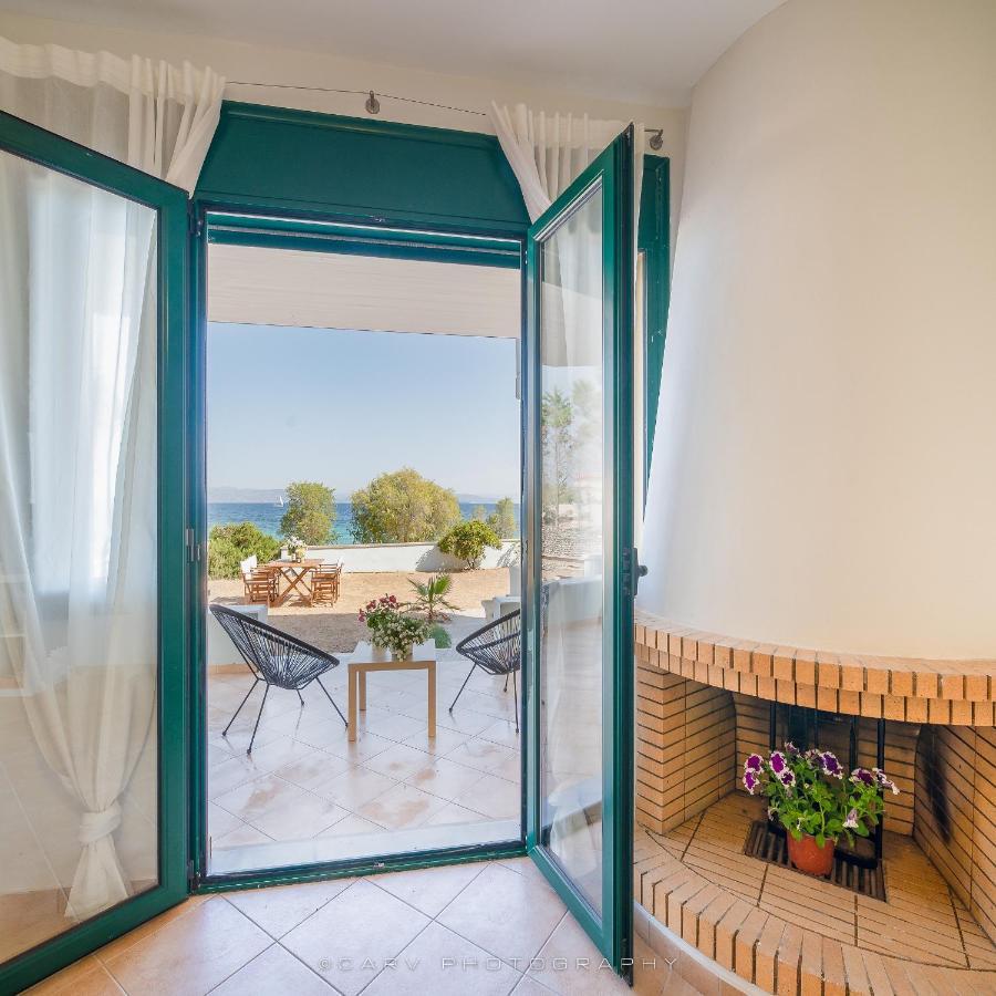 Fluo Seaside Apartment Vathi  Exterior photo